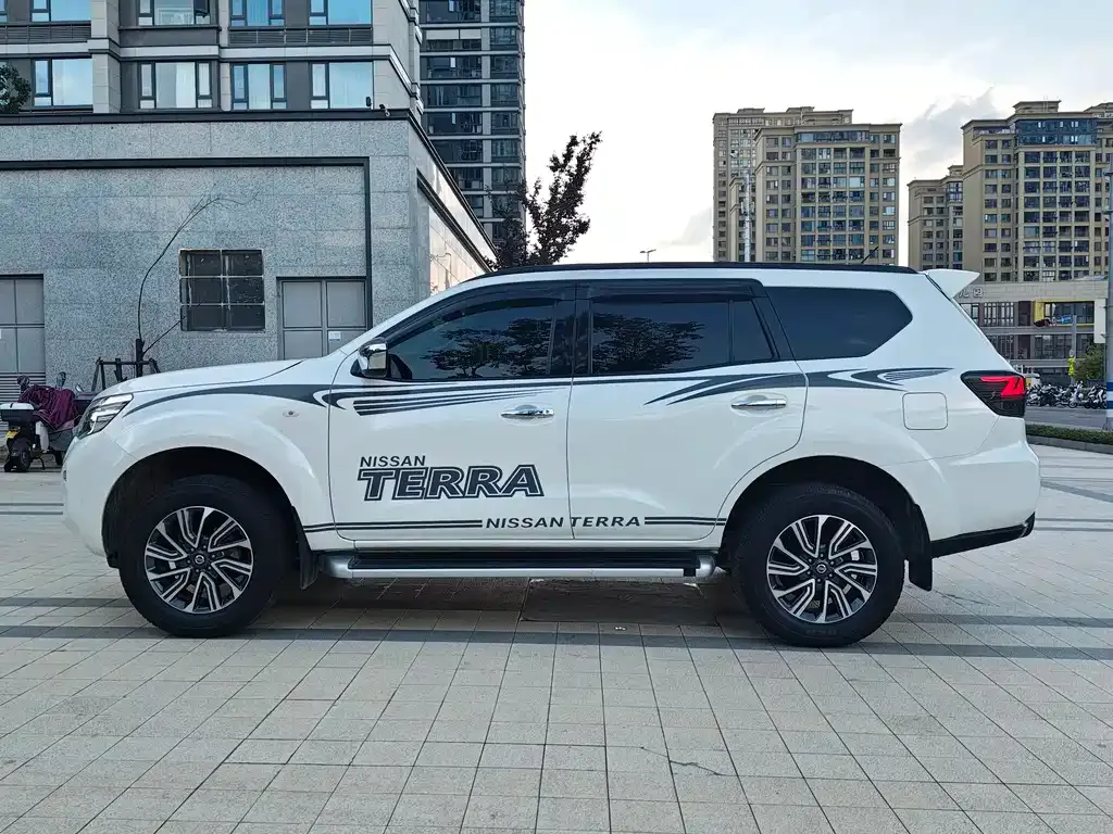 Nissan Terra 2022 из CN, фото 4