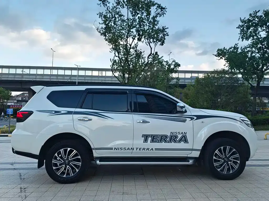 Nissan Terra 2022 из CN, фото 8
