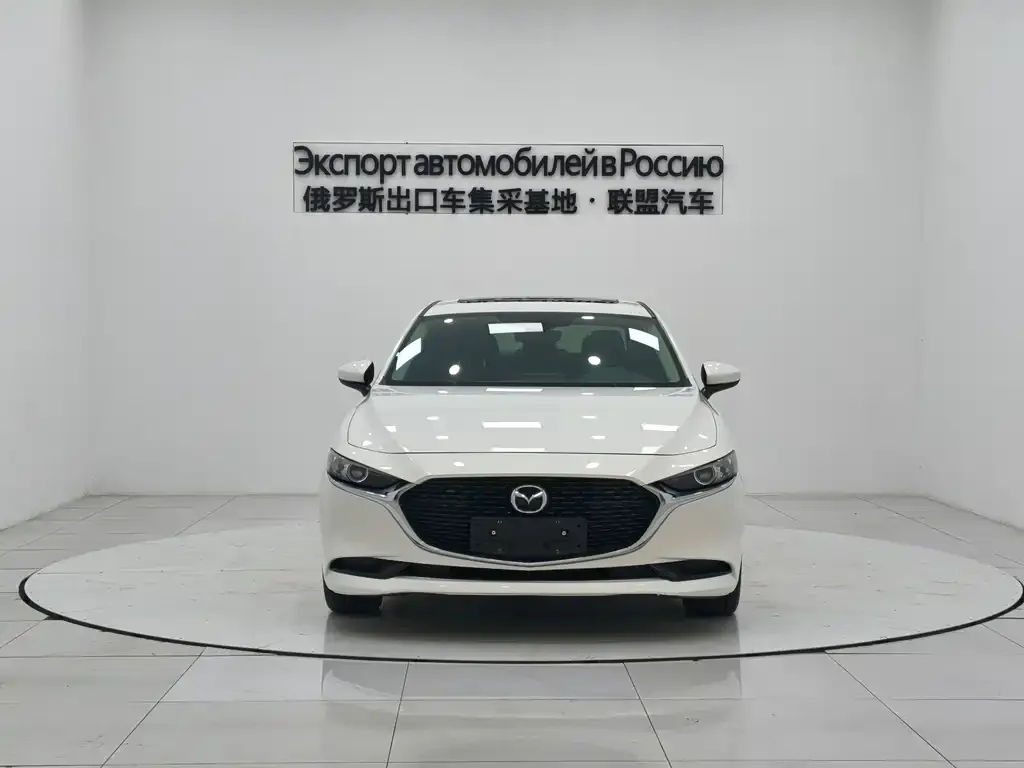 Mazda 3 Axela 2022 из CN, фото 2