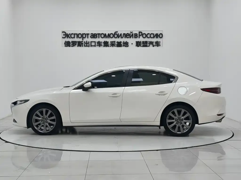 Mazda 3 Axela 2022 из CN, фото 6