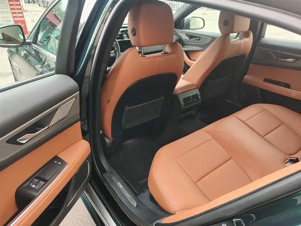 Jaguar XEL 2024 из CN, фото 8