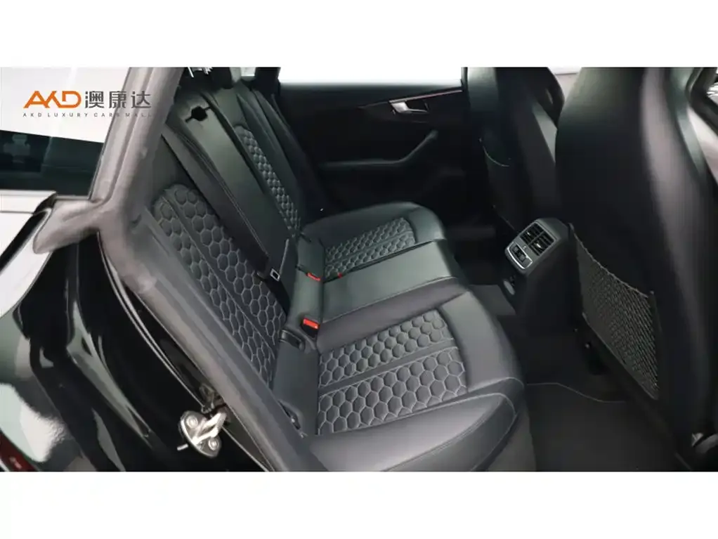 Audi RS 5 2024 из CN, фото 8