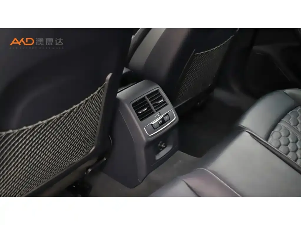 Audi RS 5 2024 из CN, фото 9