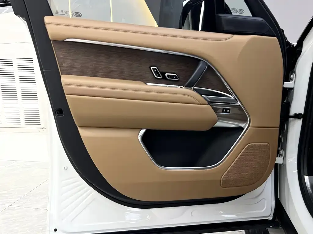 Land Rover Range Rover 2023 из CN, фото 4