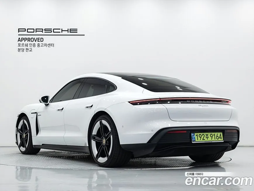 Porsche Taycan 2025 из KR, фото 2