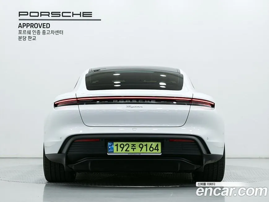 Porsche Taycan 2025 из KR, фото 4