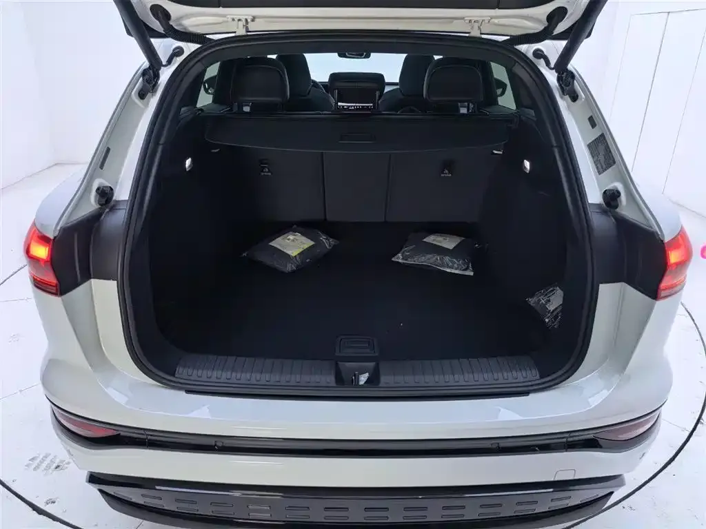 Audi Q6L e-tron 2025 из CN, фото 6