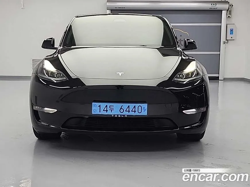 Tesla Model Y 2023 из KR, фото 2