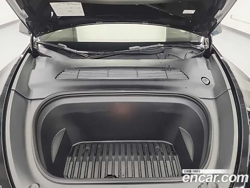 Tesla Model Y 2023 из KR, фото 5