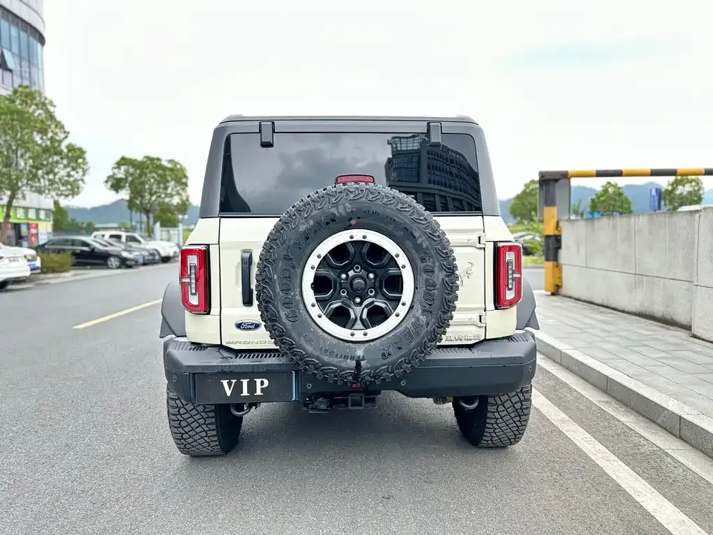 Ford Bronco 2024 из CN, фото 5