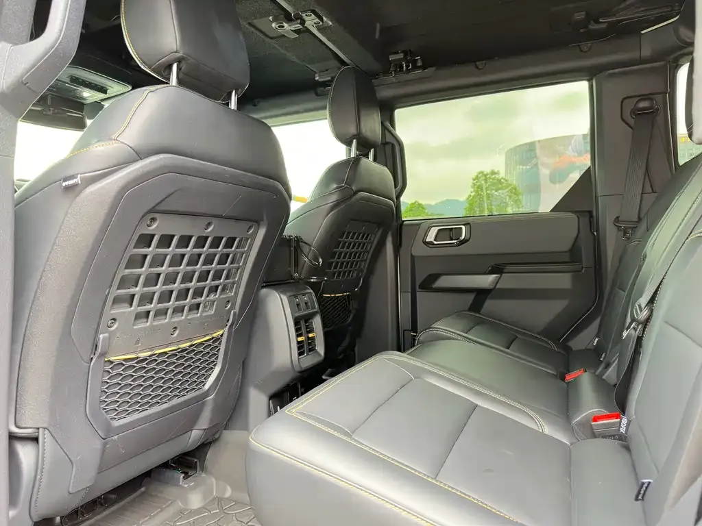 Ford Bronco 2024 из CN, фото 9