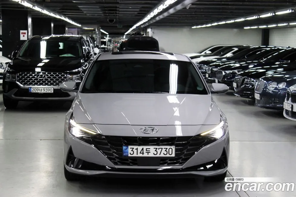 Hyundai AVANTE 2022 из KR, фото 2