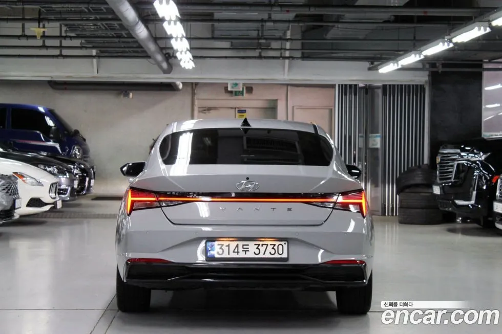 Hyundai AVANTE 2022 из KR, фото 5
