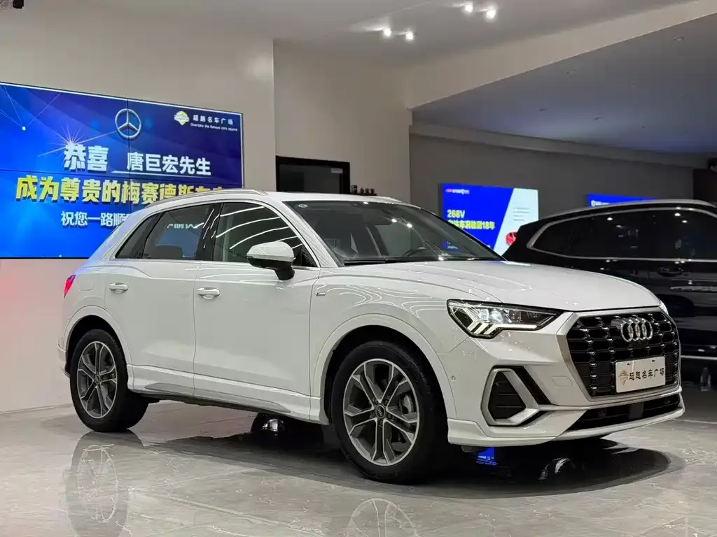 Audi Q3 2023 из CN, фото 3