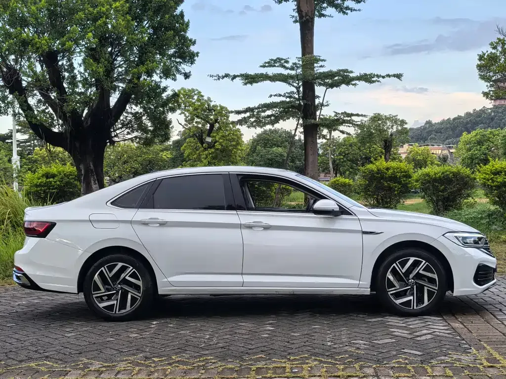 Volkswagen Sagitar 2022 из CN, фото 4