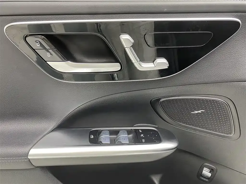 Mercedes-Benz C-Class 2023 из CN, фото 7