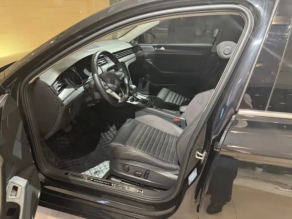 Volkswagen Magotan 2023 из CN, фото 10