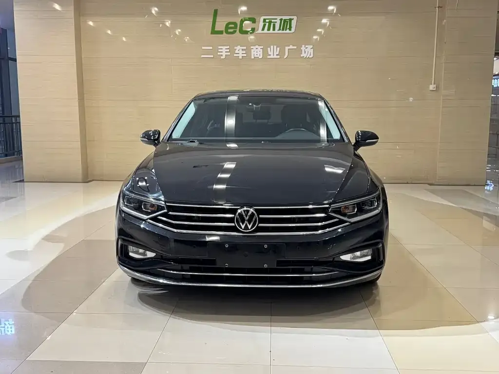 Volkswagen Magotan 2023 из CN, фото 2