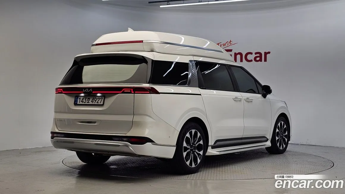 Kia Carnival 2023 из KR, фото 2