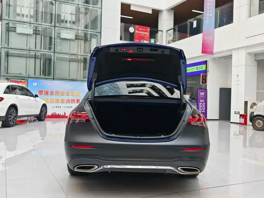 Mercedes-Benz E-Class 2021 из CN, фото 7
