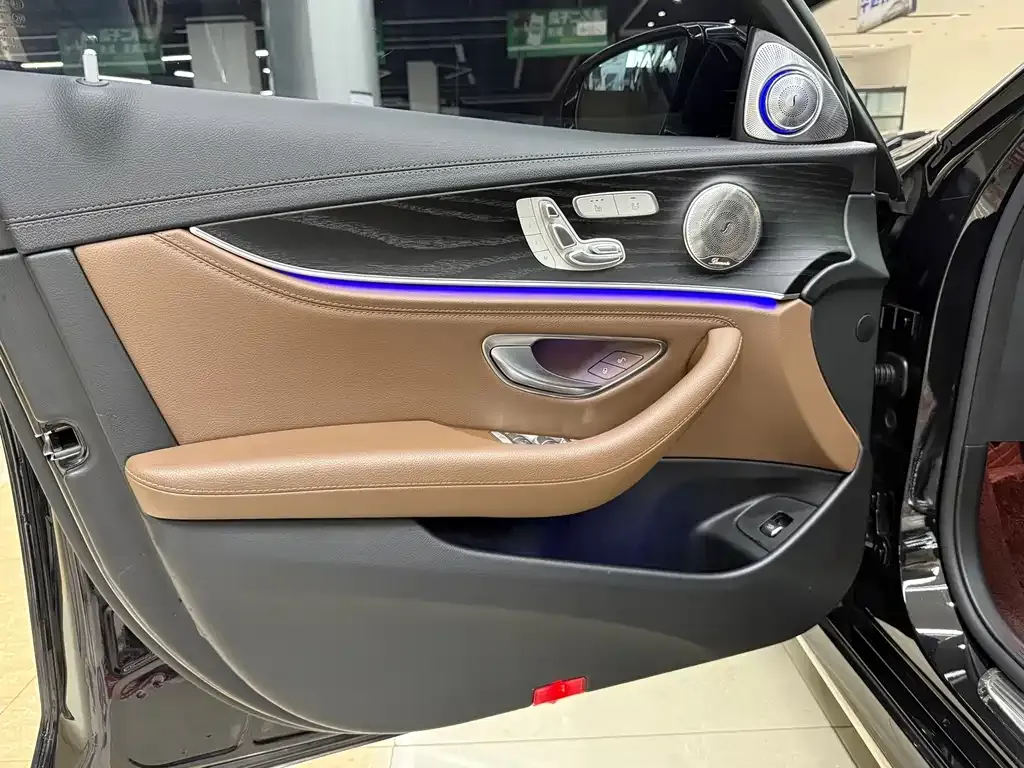 Mercedes-Benz E-Class 2021 из CN, фото 8