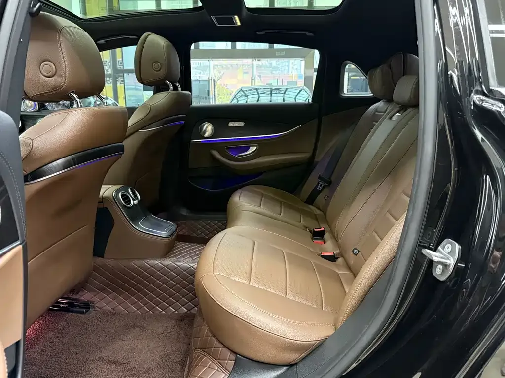 Mercedes-Benz E-Class 2021 из CN, фото 9