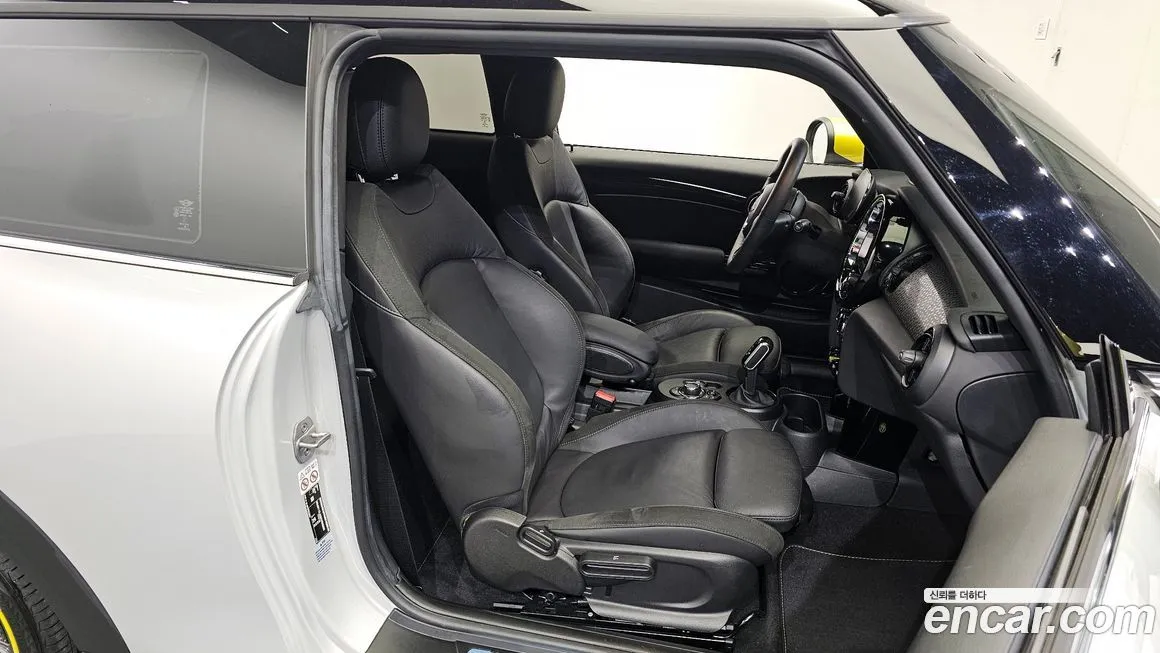 Mini Cooper 2022 из KR, фото 10