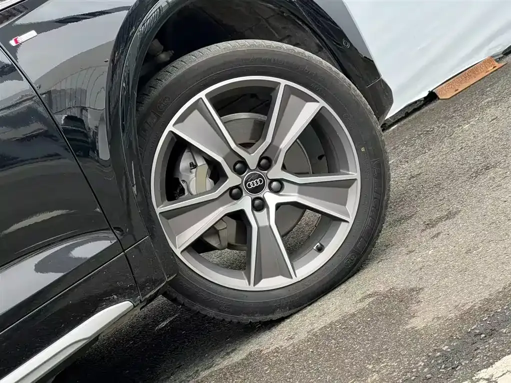 Audi Q5L 2023 из CN, фото 8