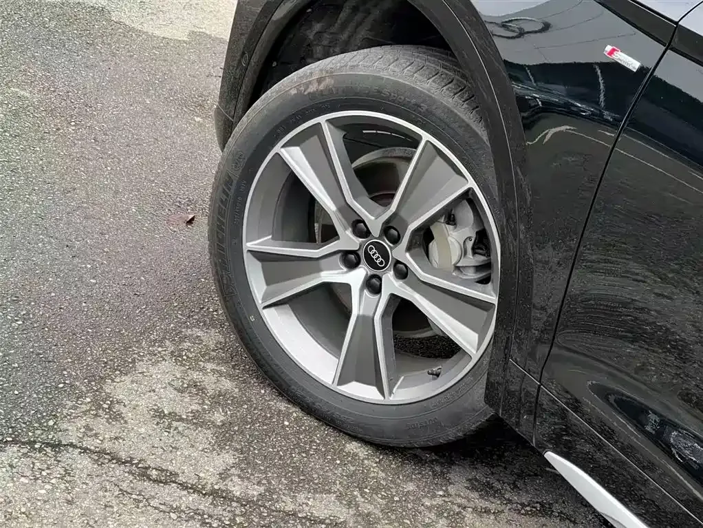 Audi Q5L 2023 из CN, фото 9