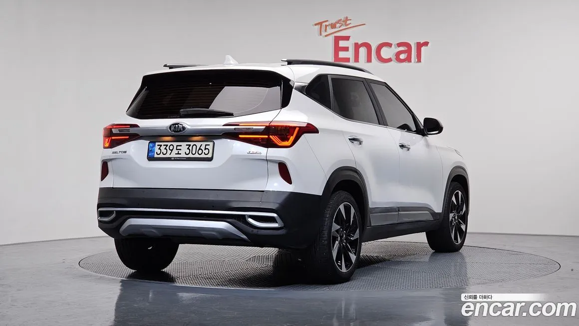 Kia Seltos 2022 из KR, фото 2