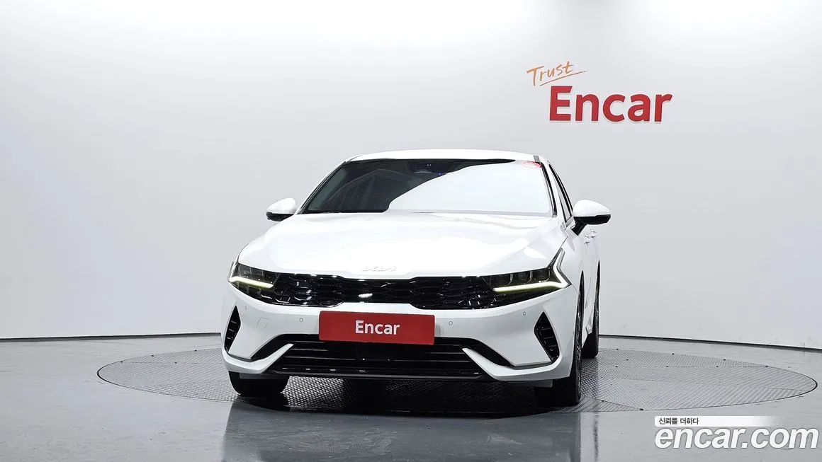 Kia K5 2023 из KR, фото 3