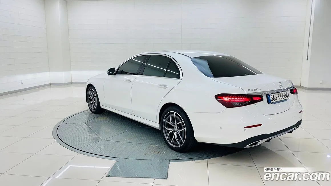 Mercedes-Benz E-Class 2023 из KR, фото 3