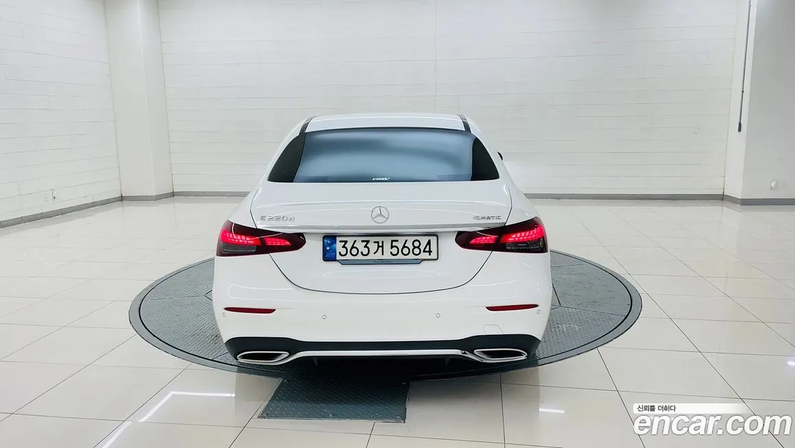 Mercedes-Benz E-Class 2023 из KR, фото 4