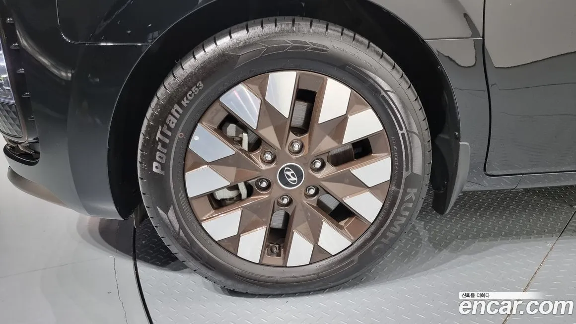 Hyundai Staria 2024 из KR, фото 5
