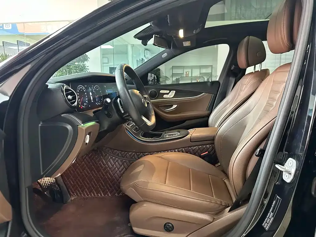 Mercedes-Benz E-Class 2023 из CN, фото 4