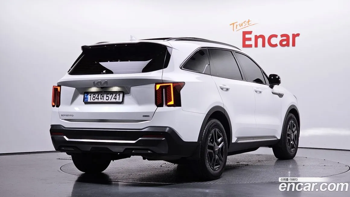 Kia Sorento 2024 из KR, фото 2