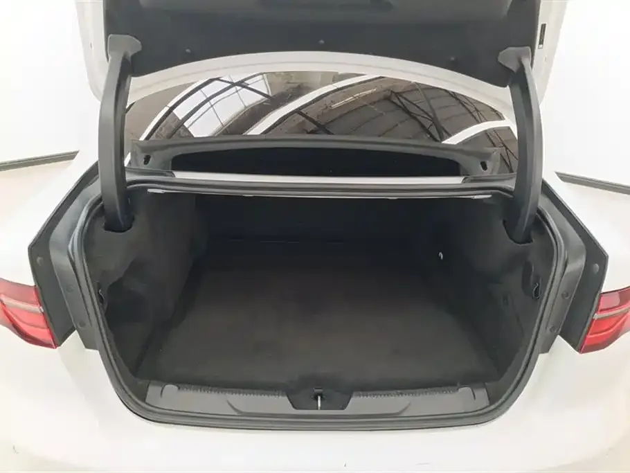 Jaguar XEL 2021 из CN, фото 4