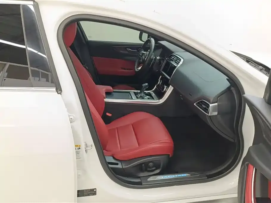 Jaguar XEL 2021 из CN, фото 8