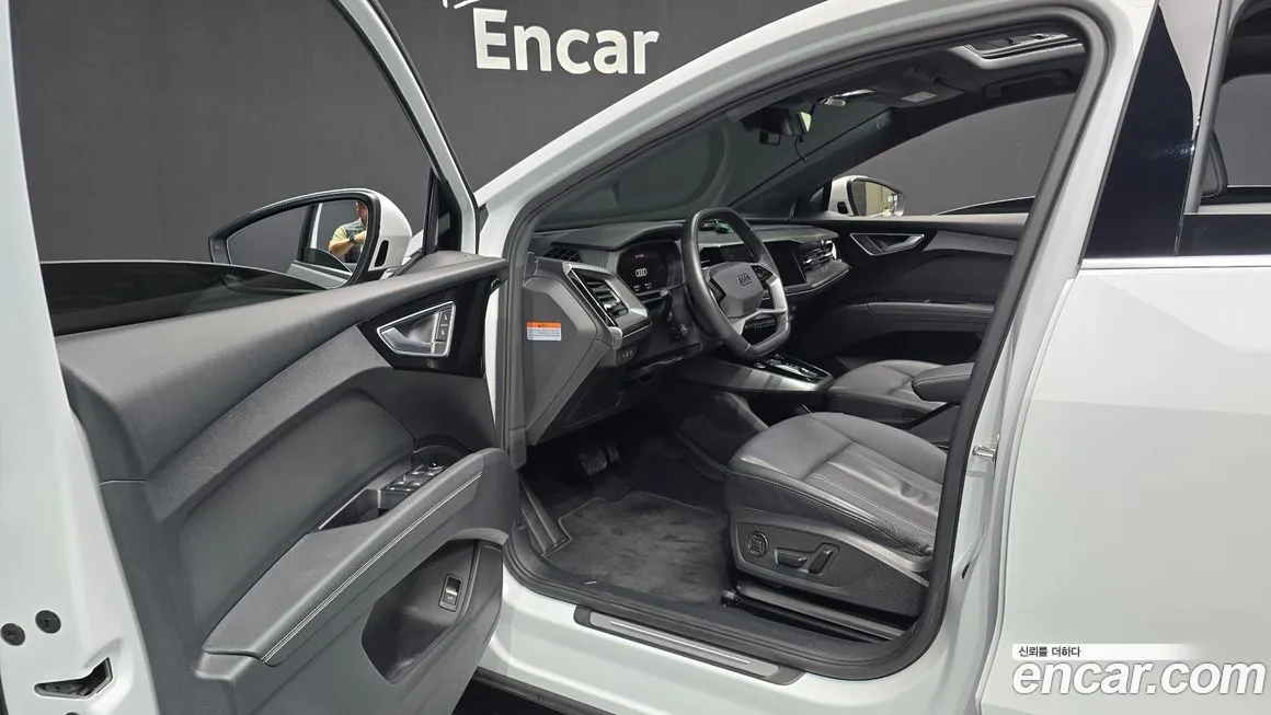 Audi Q4 e-tron 2023 из KR, фото 10