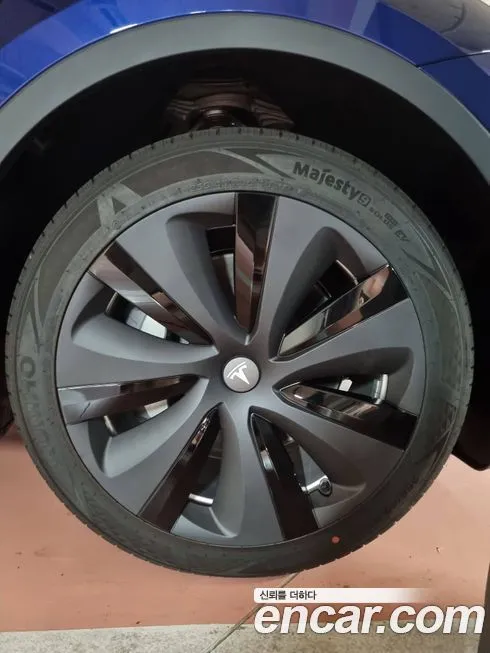 Tesla Model Y 2023 из KR, фото 5