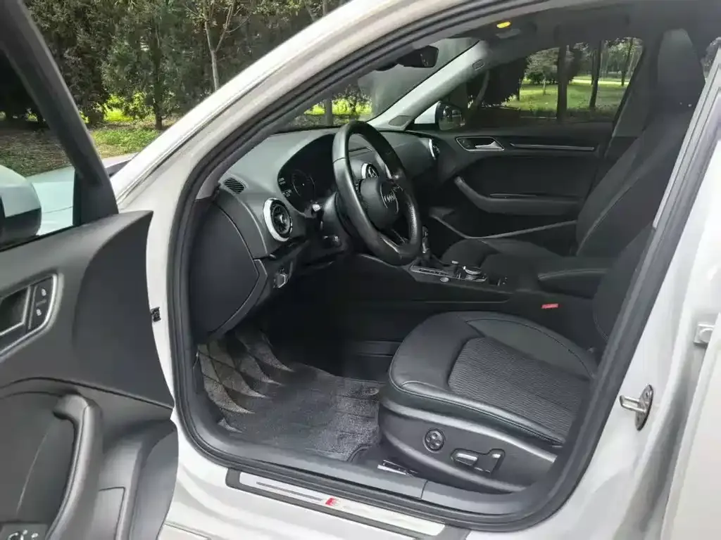 Audi A3 2021 из CN, фото 4