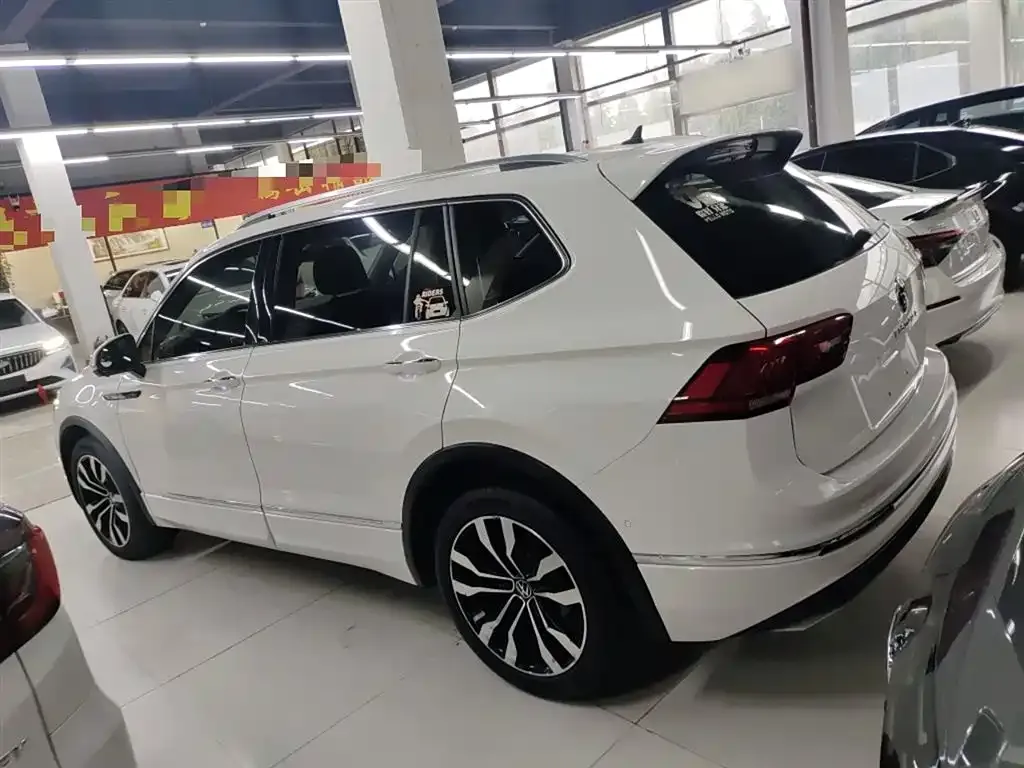 Volkswagen Tiguan L 2021 из CN, фото 5