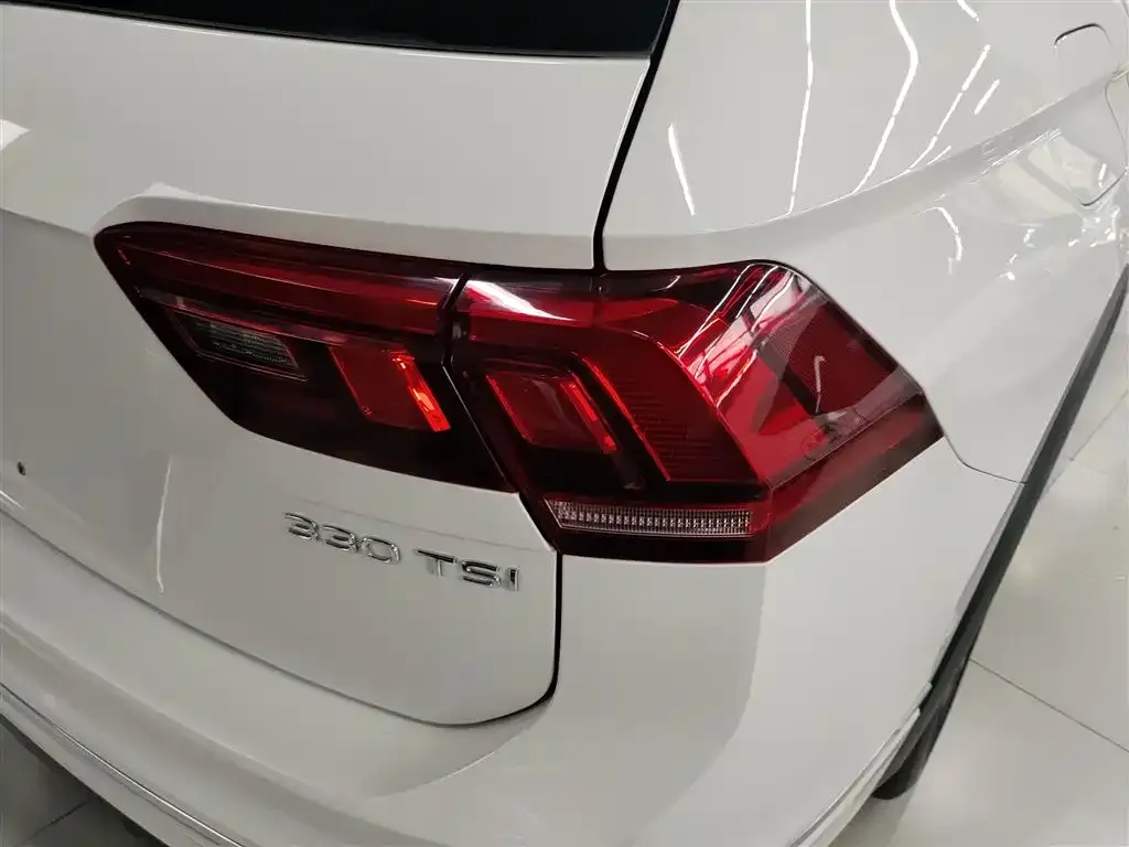 Volkswagen Tiguan L 2021 из CN, фото 8