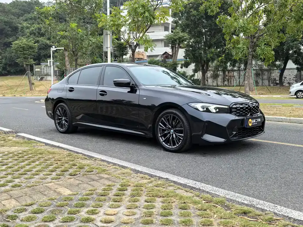 BMW 3 Series 2023 из CN, фото 3