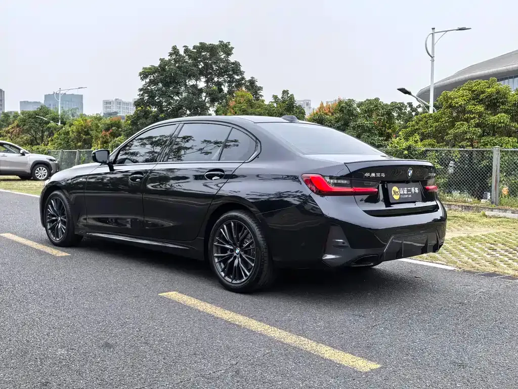 BMW 3 Series 2023 из CN, фото 5