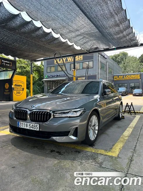 BMW 5-Series 2023 из KR, фото 1