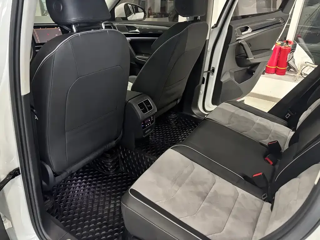 Volkswagen X 2021 из CN, фото 8