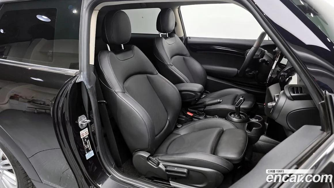 Mini Cooper 2022 из KR, фото 10