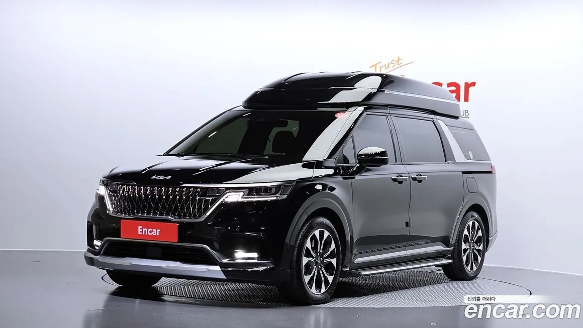 Kia Carnival — фото 1
