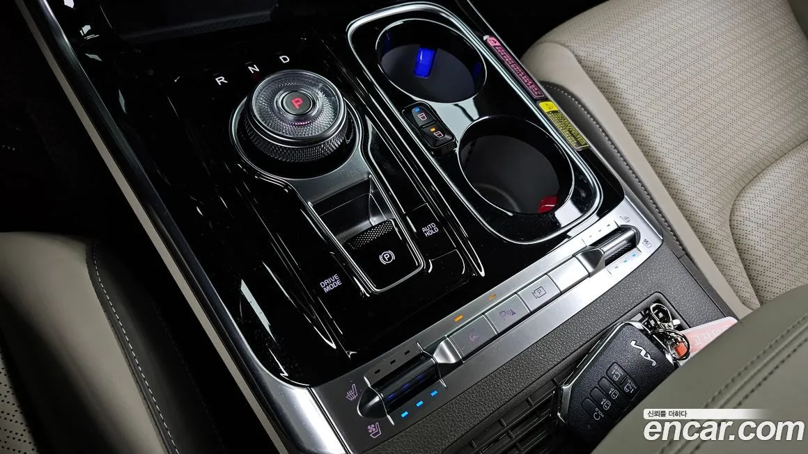 Kia Carnival — фото 9